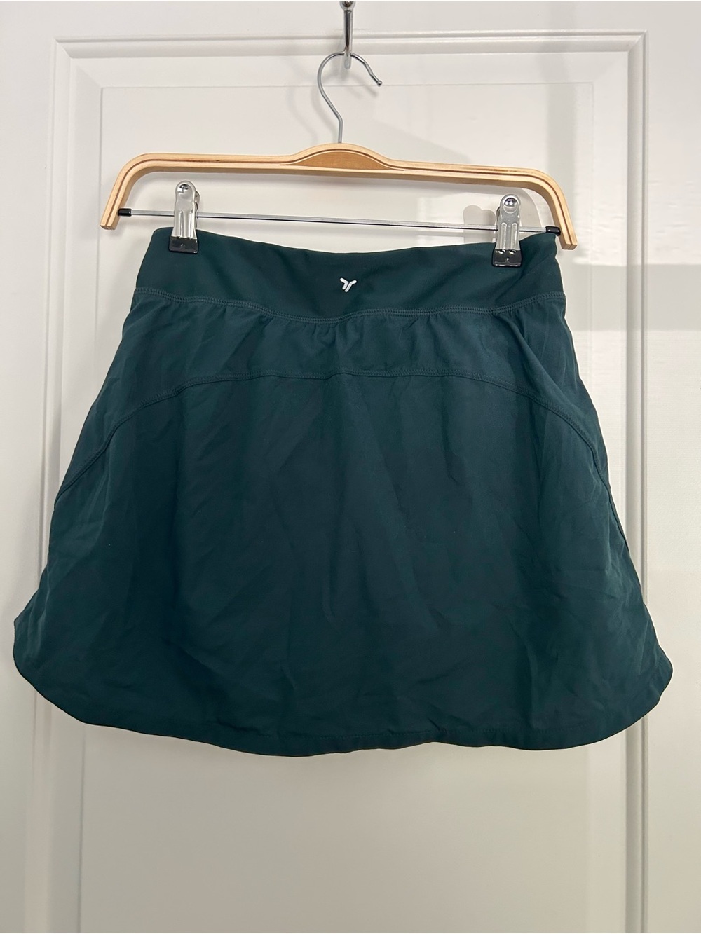 Old Navy Green Active Skort with Built In Shorts - Picture 3 of 4